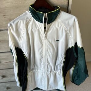 Nike woman’s draw waist jacket.